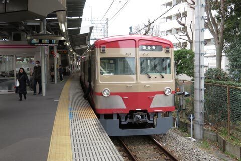 西武鉄道の赤電塗装車: ひとりごと